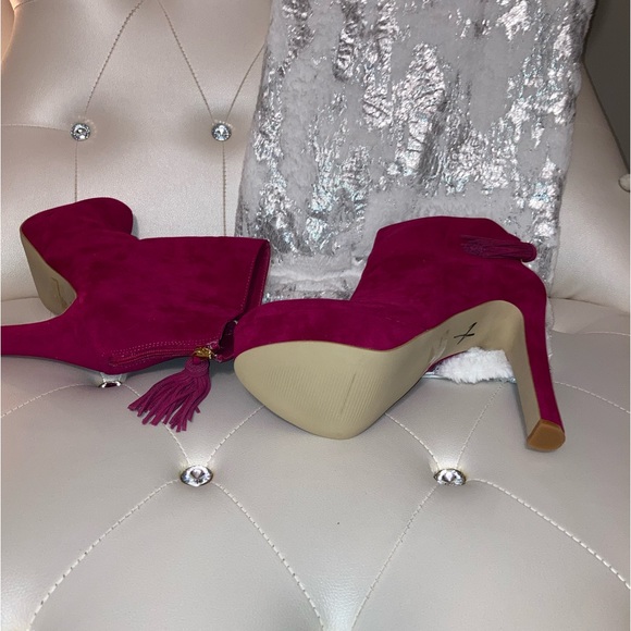 NEW Colin Stuart Fuchsia Faux Suede Platform Back Zip Ankle Boots Size 11B - Picture 12 of 15